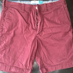 Men size 32 MBX Premium Goods casual shorts. Hardly worn.